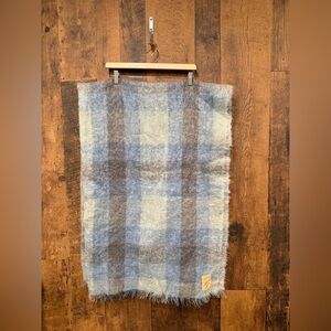 Vintage Hudson’s bay mohair blue plaid throw 71x50 EUC